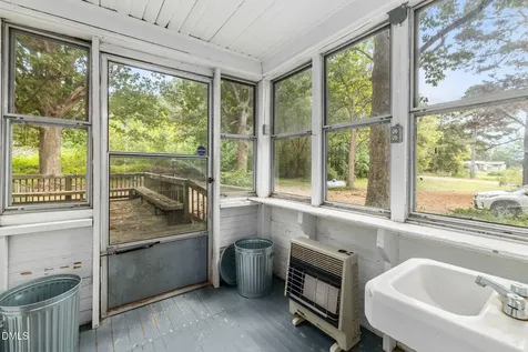 1089 Gillburg Road Henderson NC 27537