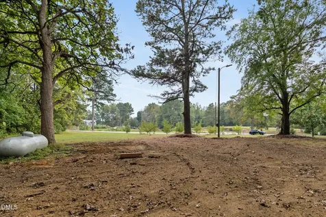 1089 Gillburg Road Henderson NC 27537