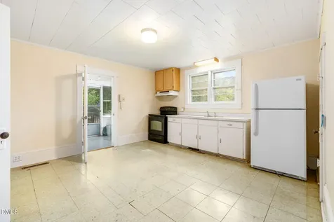 1089 Gillburg Road Henderson NC 27537