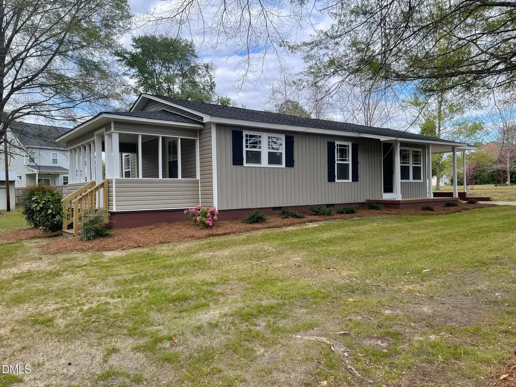 409 Lipscomb Road Angier NC 27501