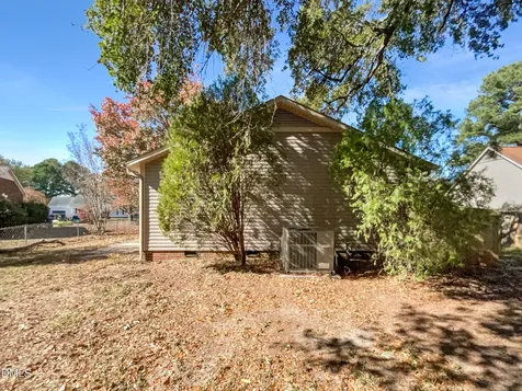 6312 Lake Trail Drive Fayetteville NC 28304