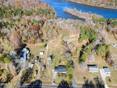 1568 Petty Road Graham NC 27253