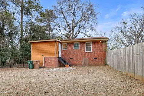 223 Adams Street Cary NC 27513