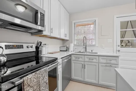 223 Adams Street Cary NC 27513