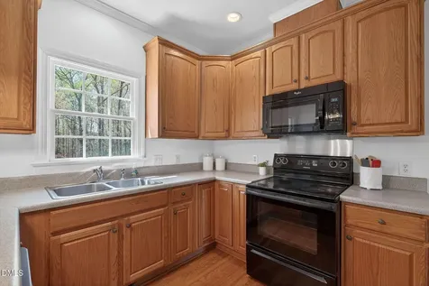 6712 Wavcott Drive Fuquay Varina NC 27526