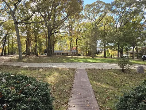 737 Spanish Oak Road Elon NC 27244