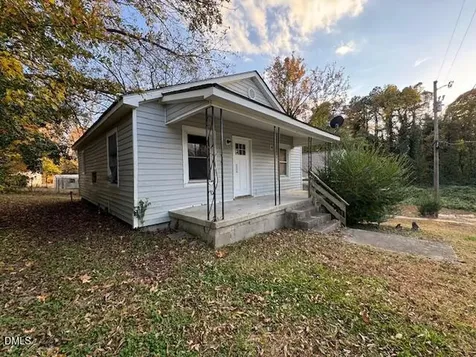 521 Spring Court Henderson NC 27536
