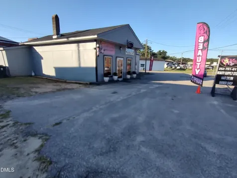 502 Us Highway 1 Norlina NC 27563