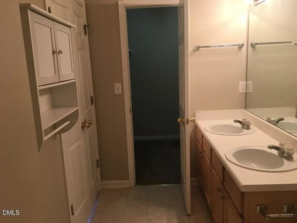 5109 Obion Court Raleigh NC 27616