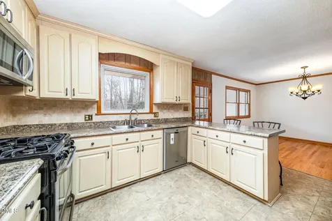 1103 Warren Avenue Cary NC 27511