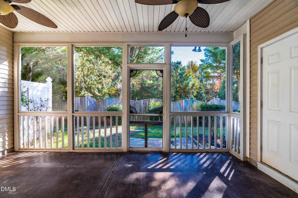 2522 Spring Oaks Way Raleigh NC 27614