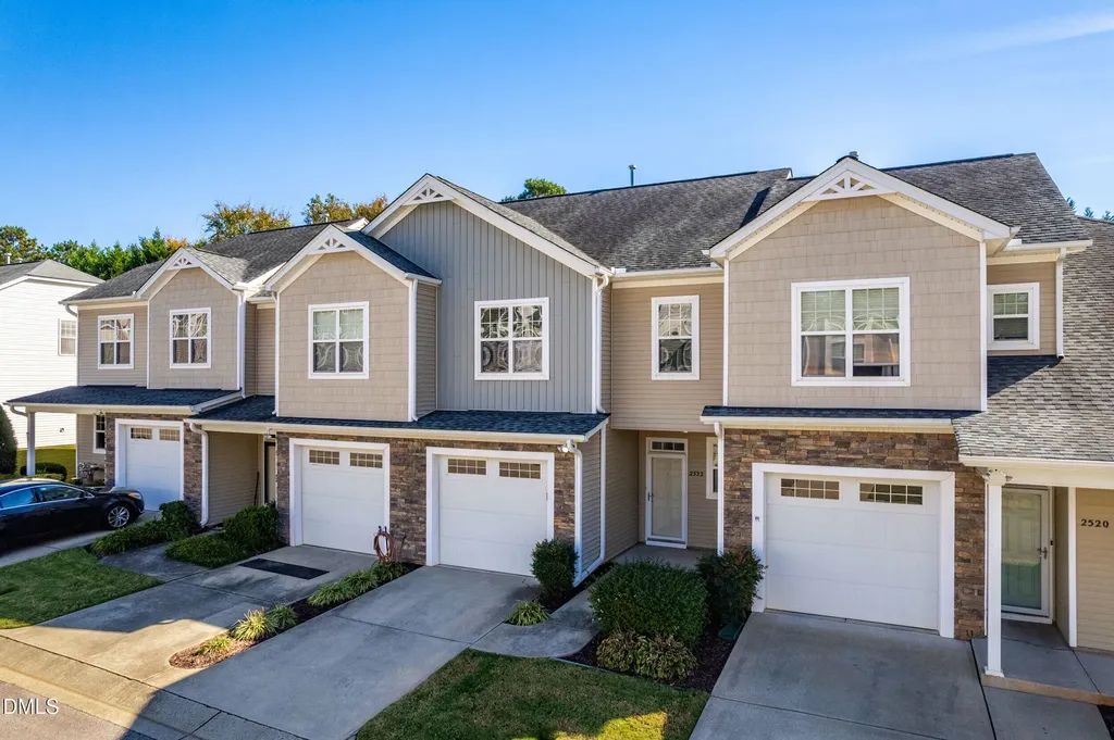 2522 Spring Oaks Way Raleigh NC 27614