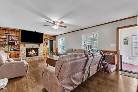 302 S Pine Street Benson NC 27504