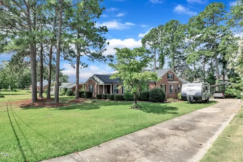 302 S Pine Street Benson NC 27504