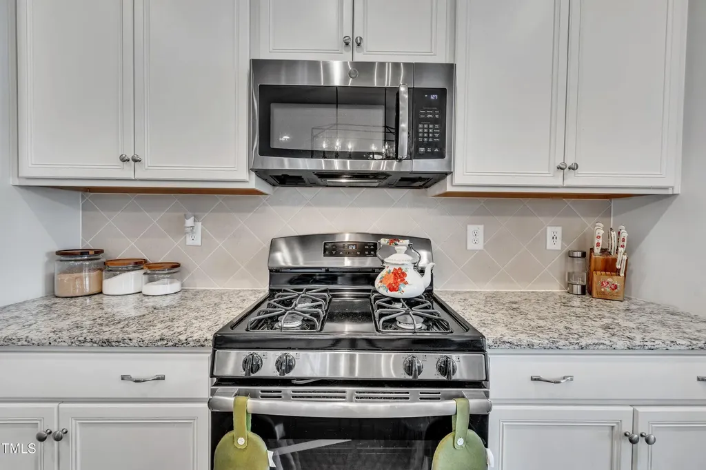 123 Carbone Lane Clayton NC 27527