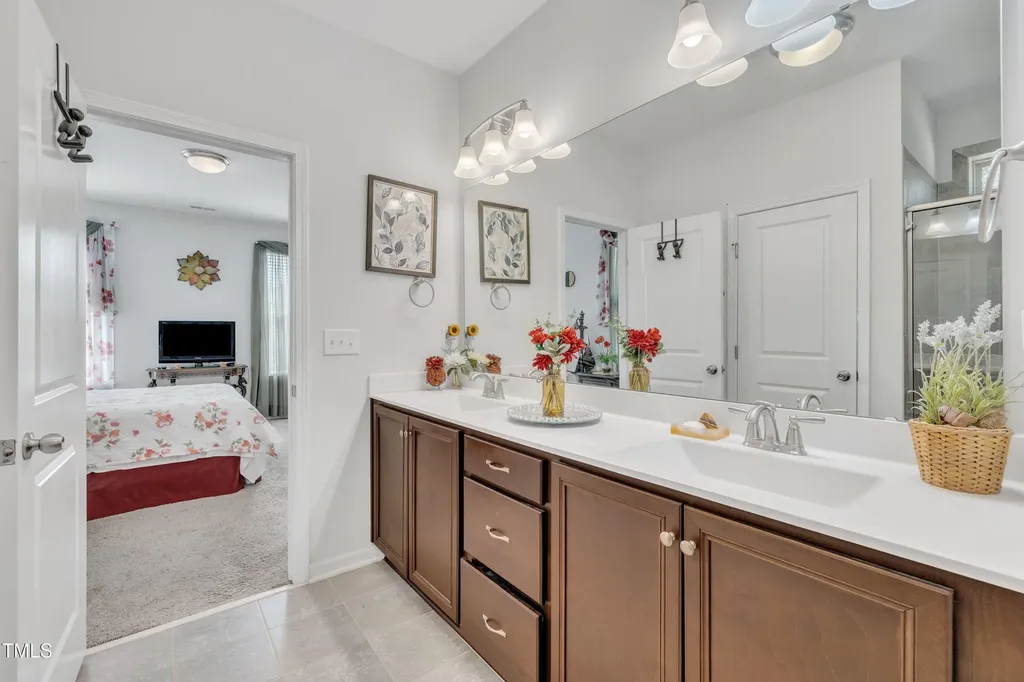123 Carbone Lane Clayton NC 27527