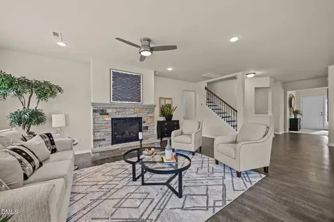 217 Oakmere Drive Cary NC 27513