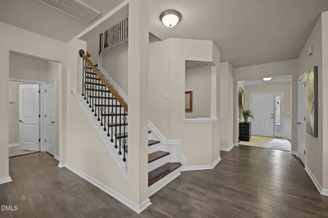 217 Oakmere Drive Cary NC 27513