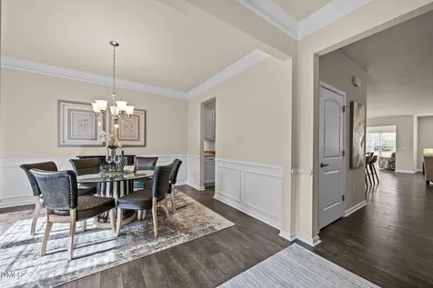 217 Oakmere Drive Cary NC 27513