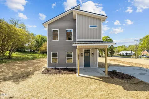 207 E Parker Street Graham NC 27253