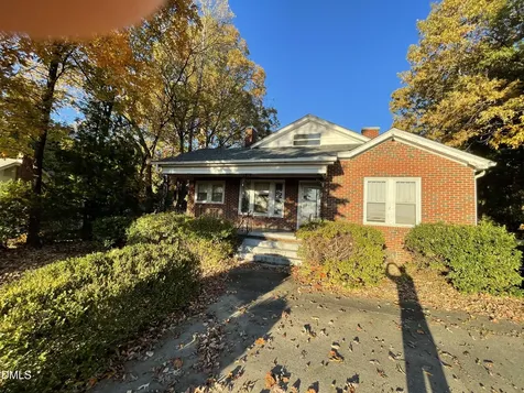 2012 Chapel Hill Road Burlington NC 27215