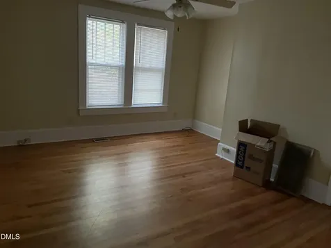 2012 Chapel Hill Road Burlington NC 27215
