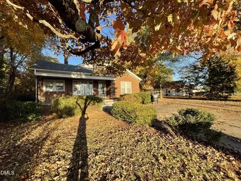 2012 Chapel Hill Road Burlington NC 27215