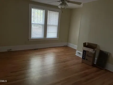 2012 Chapel Hill Road Burlington NC 27215