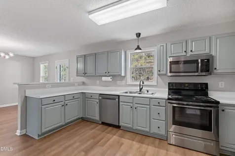 1429 E Stone Arch Drive Fuquay Varina NC 27526