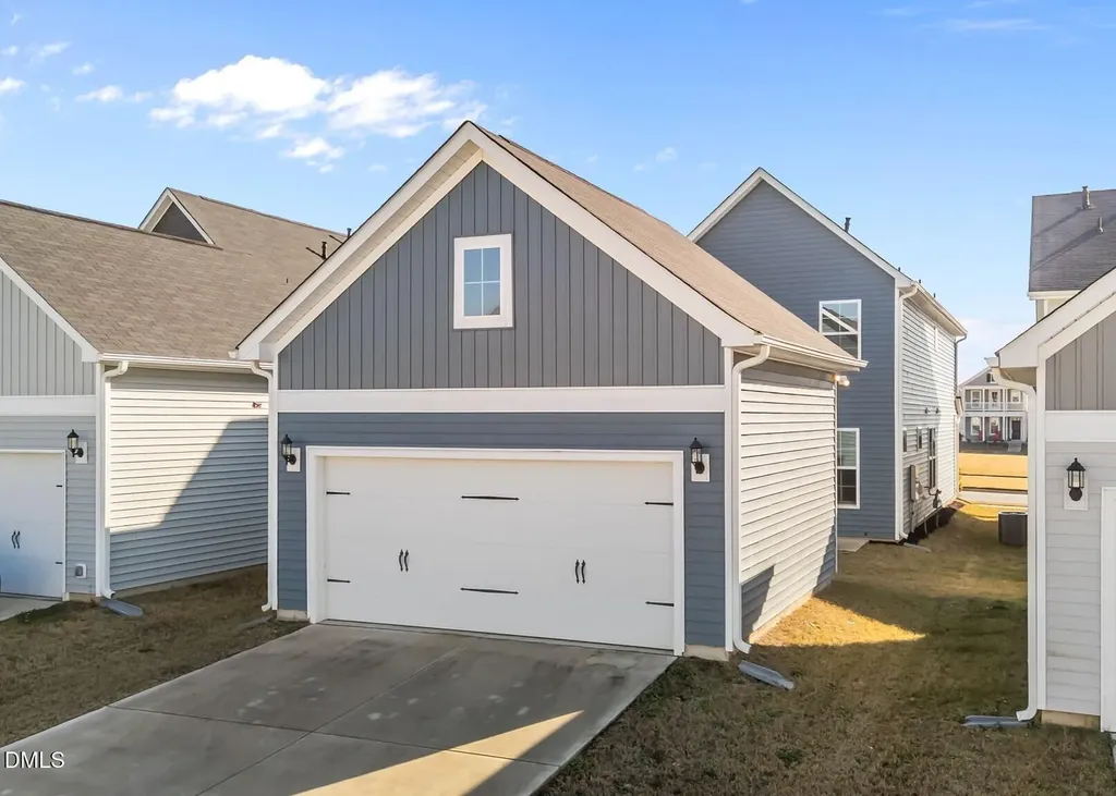226 Blue Iris Parkway Clayton NC 27520