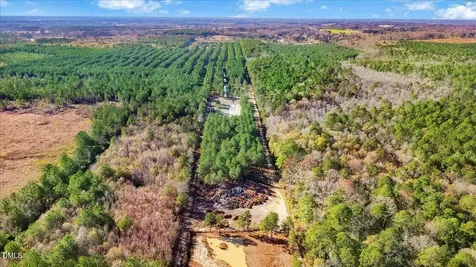 2310 Devils Racetrack Road Four Oaks NC 27524