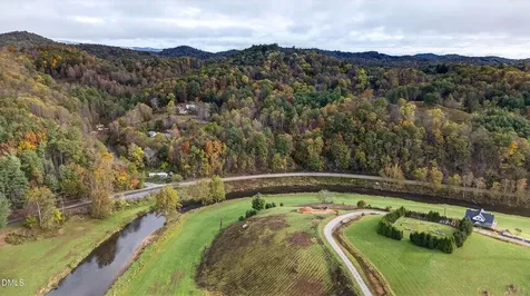 262 River Landing Way Lansing NC 28643