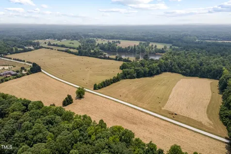 4 Deer Run Trail Hillsborough NC 27278