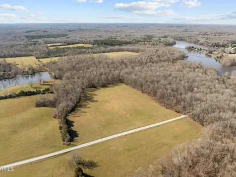 4 Deer Run Trail Hillsborough NC 27278