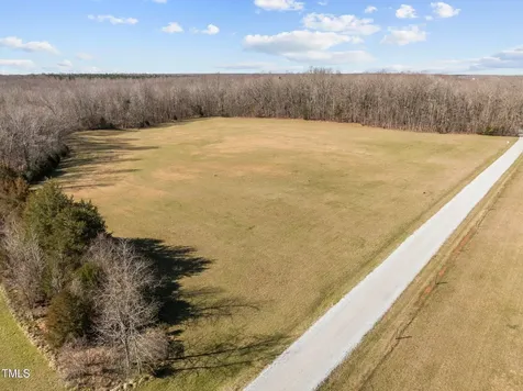 4 Deer Run Trail Hillsborough NC 27278