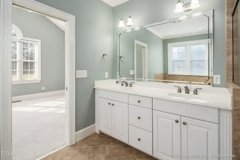 1048 Augusta Lane Greenville NC 27858