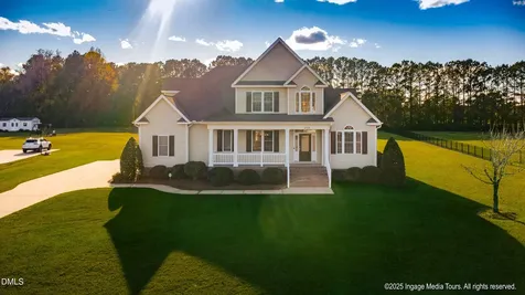 1048 Augusta Lane Greenville NC 27858