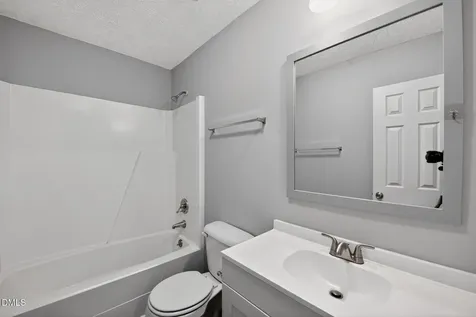407 Kirkcaldy Court Fayetteville NC 28314