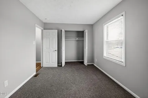 407 Kirkcaldy Court Fayetteville NC 28314
