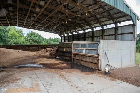 687 Brock Road Bunnlevel NC 28323