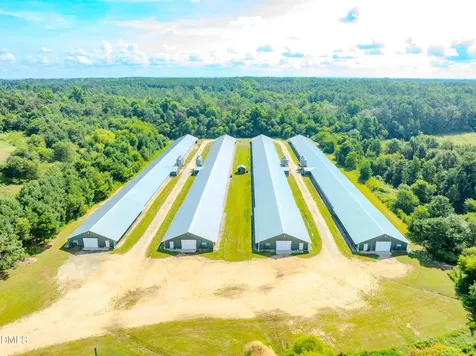 687 Brock Road Bunnlevel NC 28323