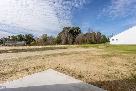 18 Cedar Run Court Benson NC 27504