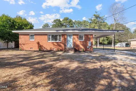 1546 Eloise Street Fayetteville NC 28311