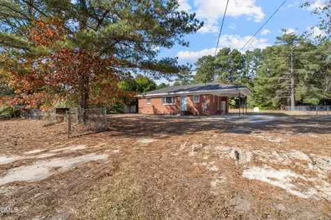 1546 Eloise Street Fayetteville NC 28311