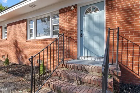 1546 Eloise Street Fayetteville NC 28311