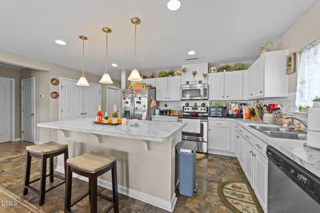 1006 Avondale Drive Clayton NC 27520