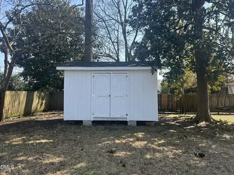 405 Sunset Avenue Clinton NC 28328