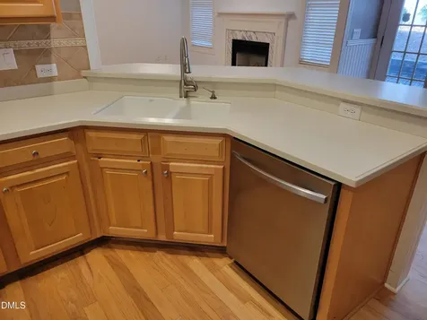4044 Barton Park Place Raleigh NC 27613
