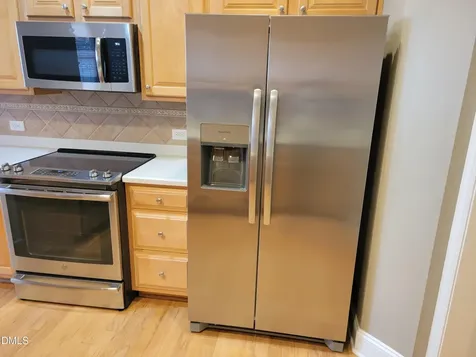 4044 Barton Park Place Raleigh NC 27613