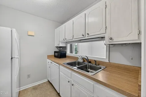 3401 Mill Run Raleigh NC 27612